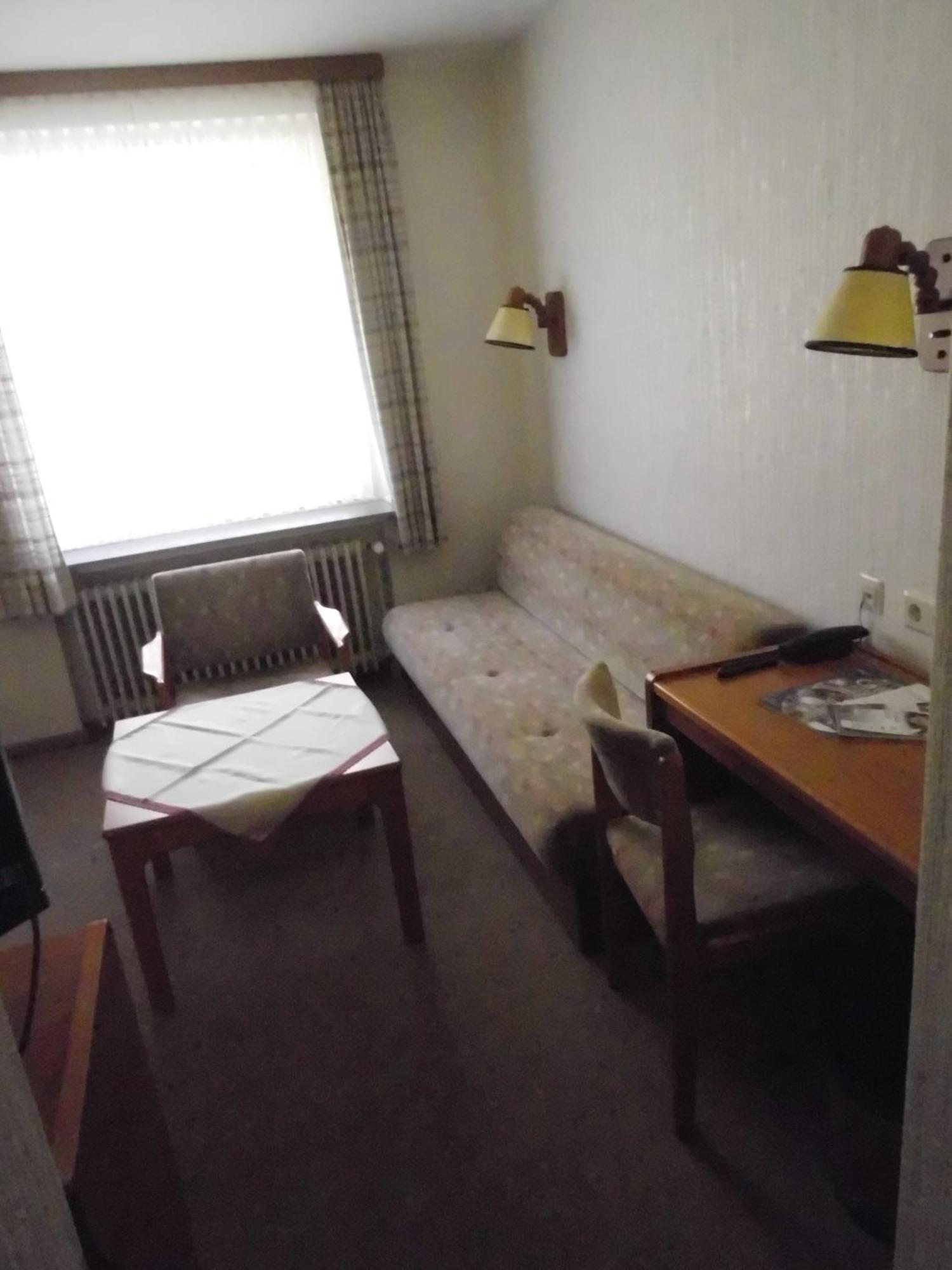Land Gut Hotel Dierks Repke Room photo