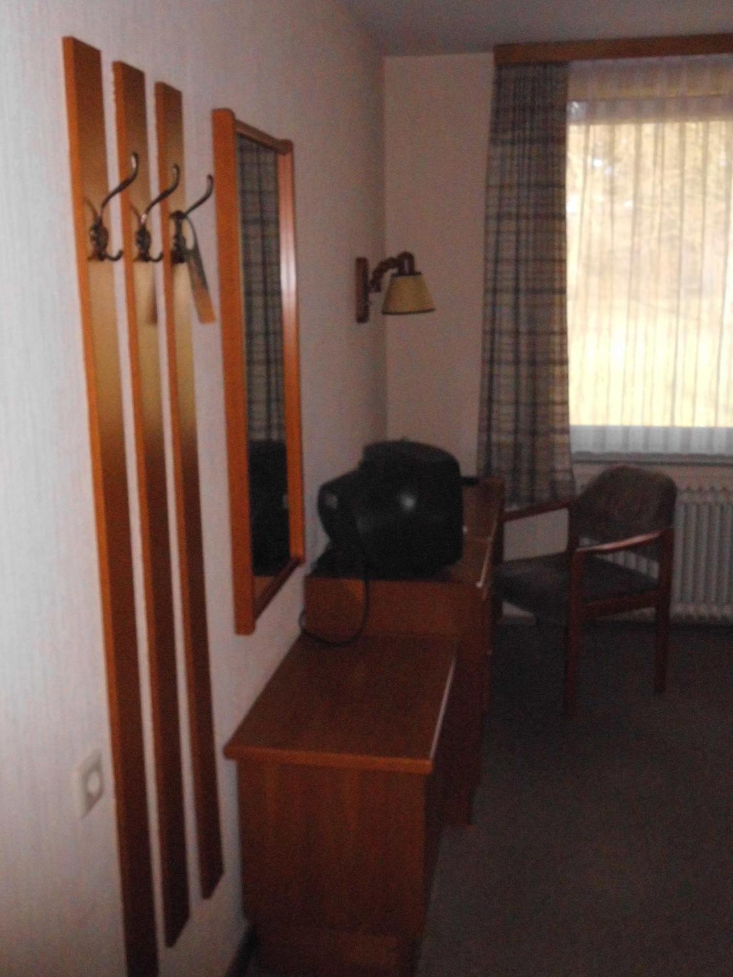 Land Gut Hotel Dierks Repke Room photo