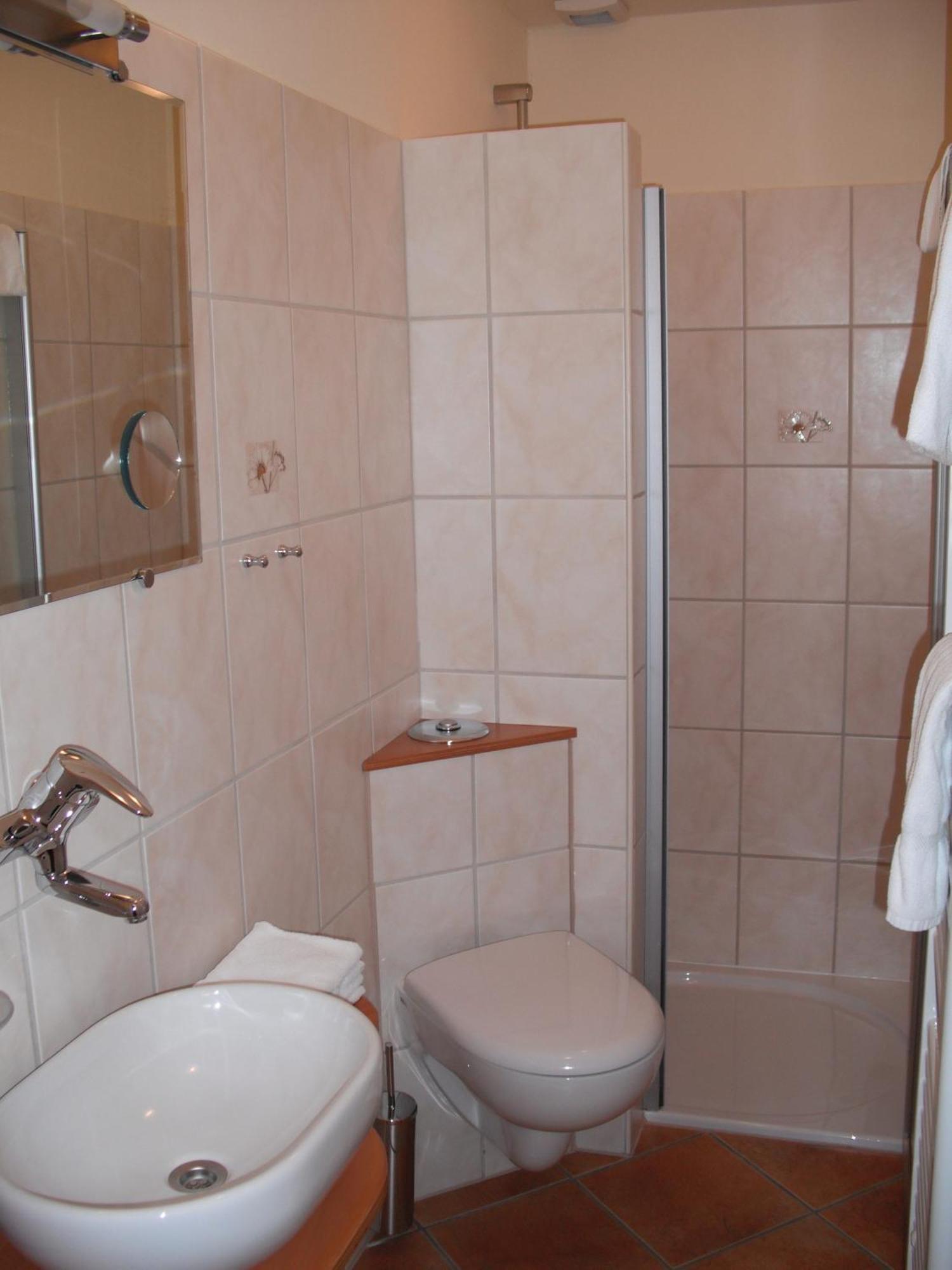 Land Gut Hotel Dierks Repke Room photo