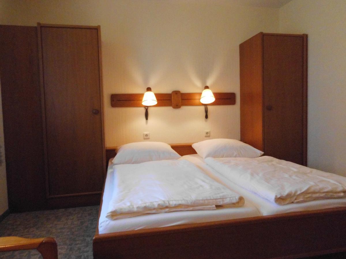 Land Gut Hotel Dierks Repke Room photo